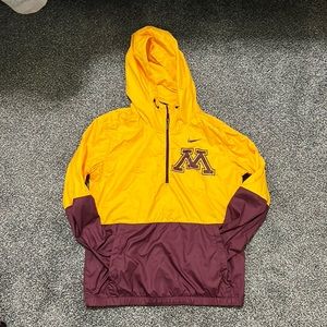 NIKE Minnesota wind breaker